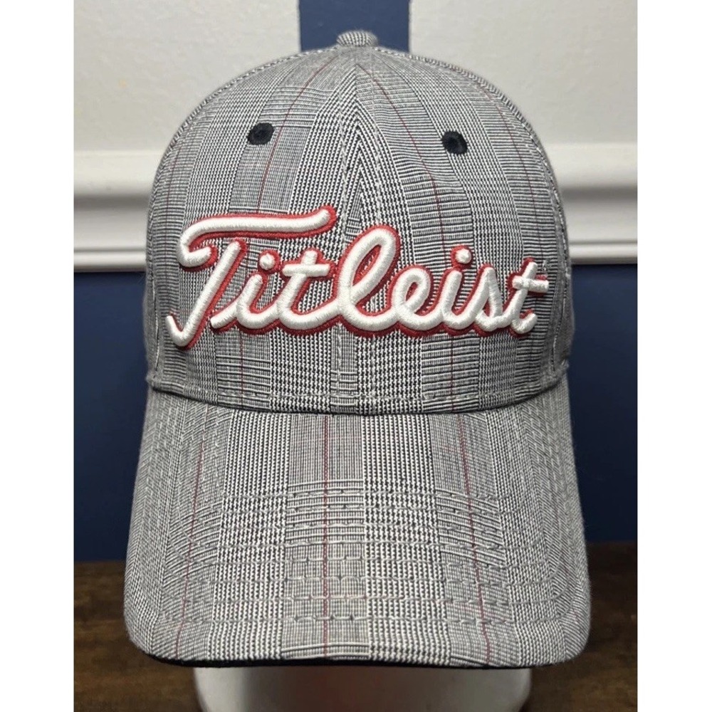 Titelist Gray Red White Plaid Hat Embroidered Excellent Condition